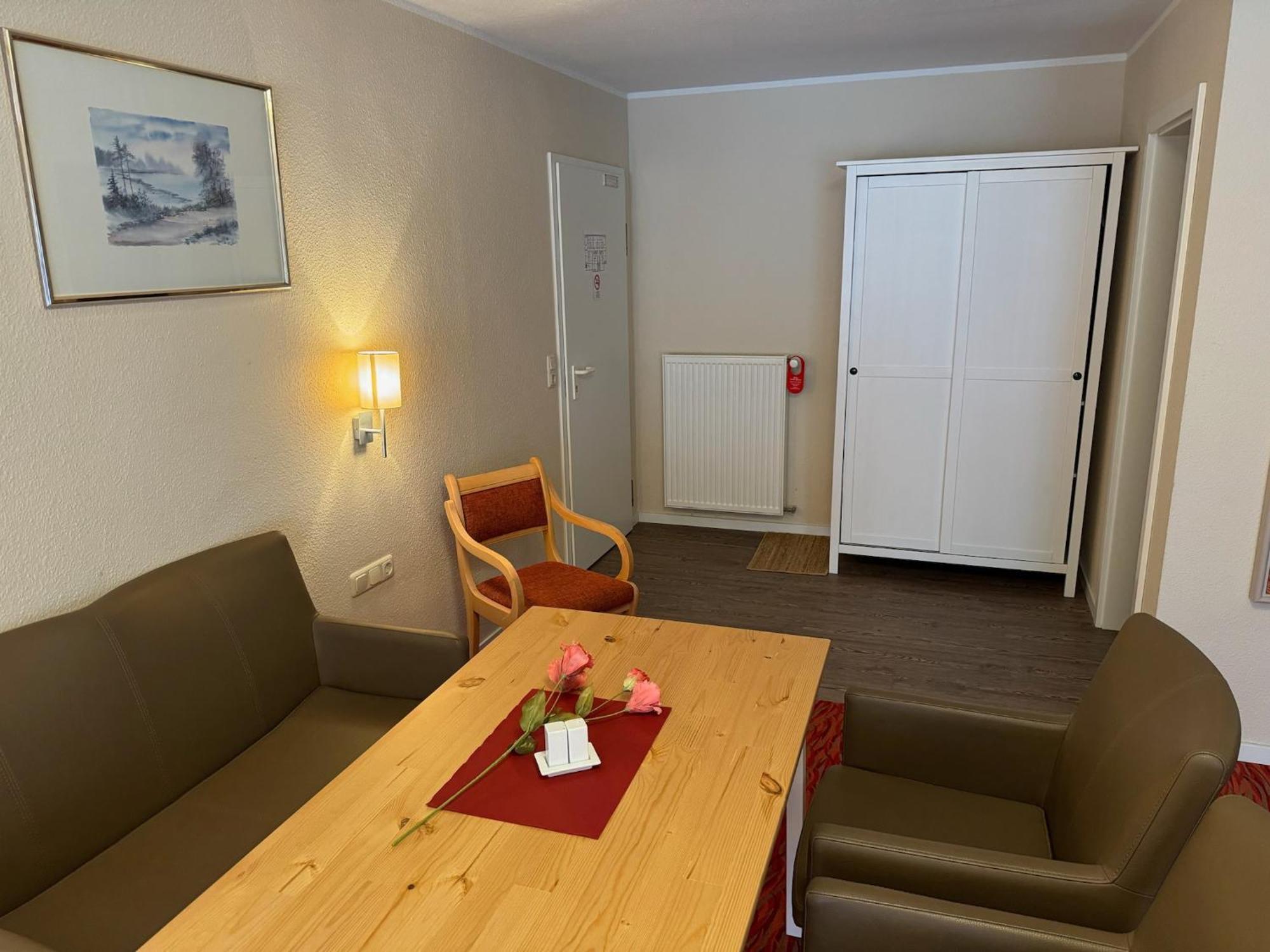 Muesser Hof Schwerin  Ngoại thất bức ảnh