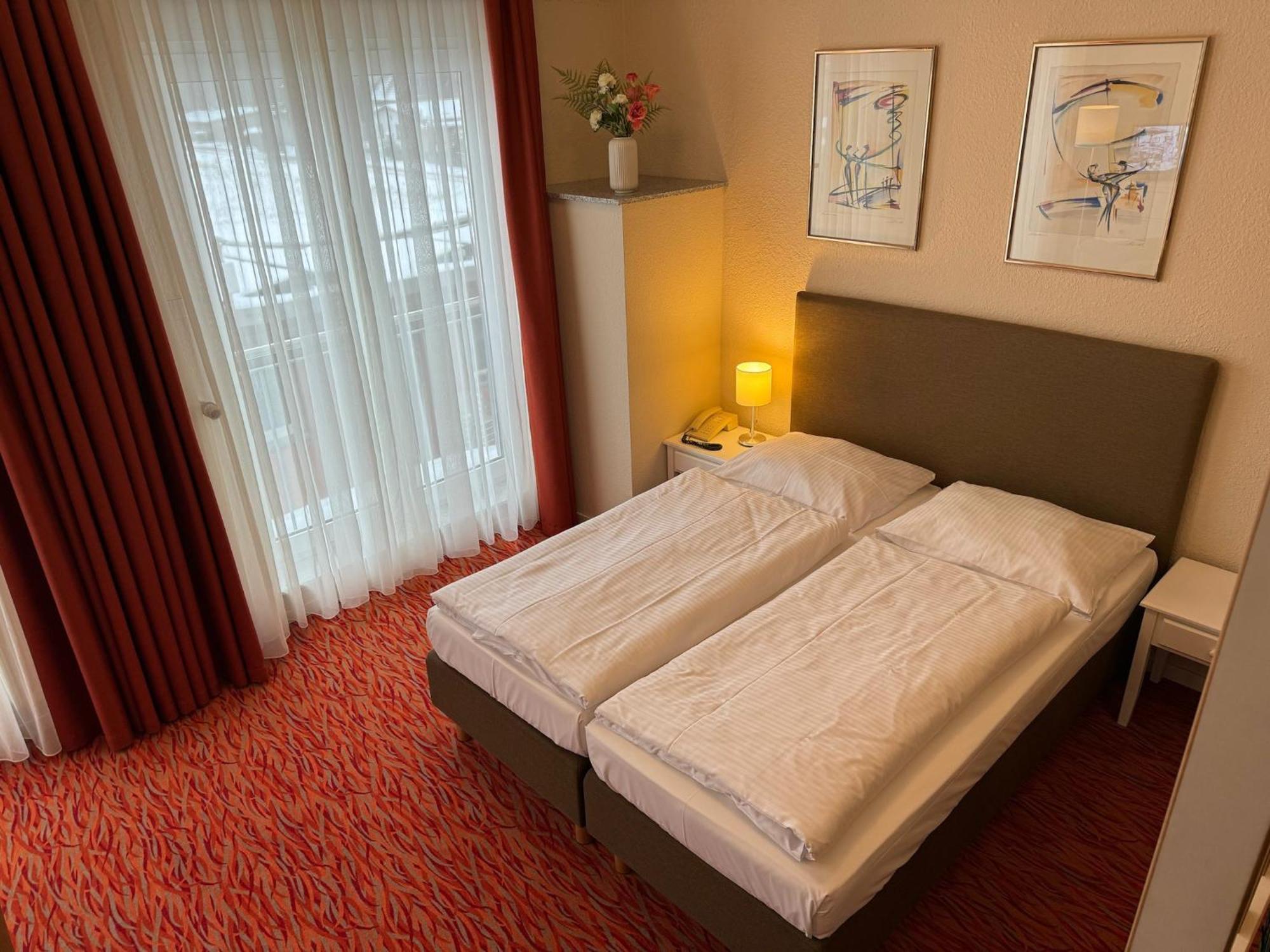 Muesser Hof Schwerin  Ngoại thất bức ảnh